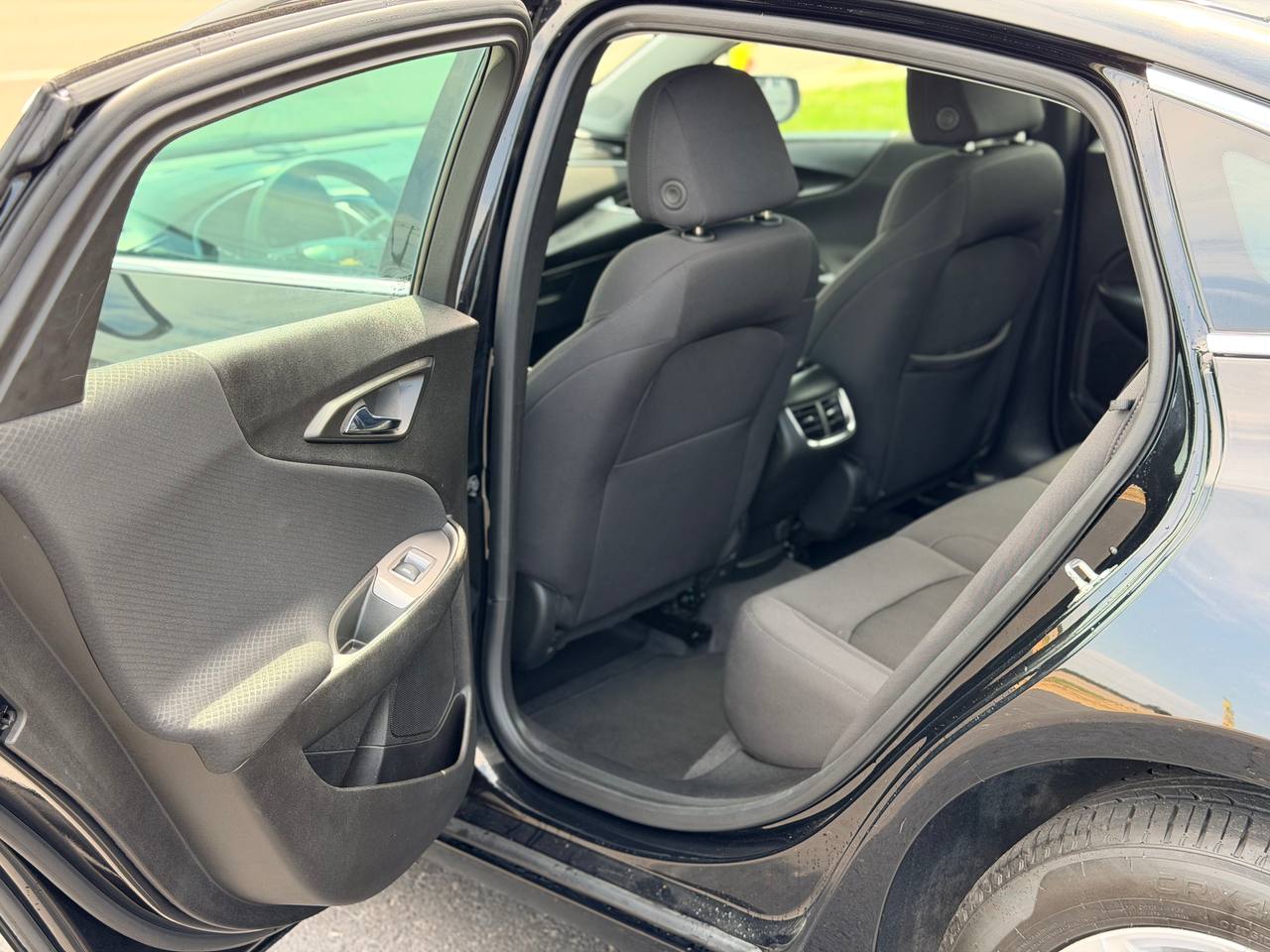 2023 Chevrolet Malibu 1LT - Photo 10